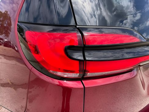 Certified 2023 Chrysler Pacifica Touring-L FWD image 20