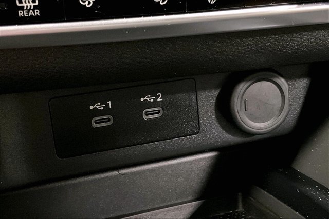 Used 2024 Nissan Rogue SV AWD/4WD image 33