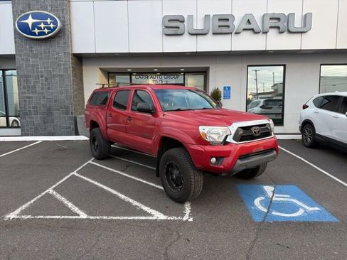 Used 2015 Toyota Tacoma 4x4 Double Cab w/ TRD Off-Road Package image 1