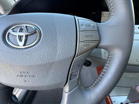 Used 2007 Toyota Avalon Limited FWD image 22