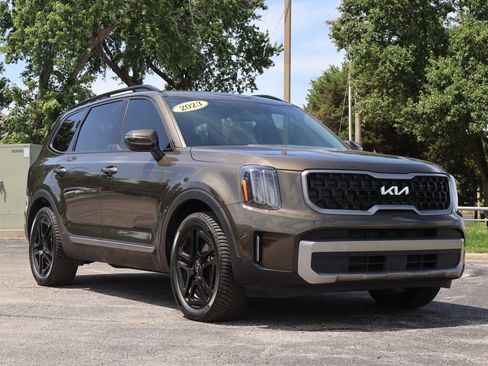 Used 2023 Kia Telluride EX X-Line AWD/4WD image 1