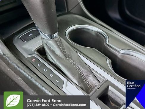 Used 2019 Chevrolet Equinox LT w/ Driver Convenience Package image 19