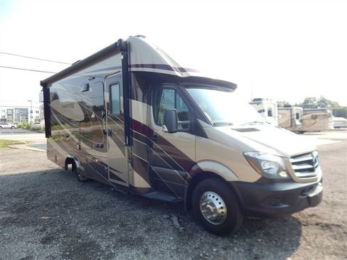 Used 2017 Mercedes-Benz Sprinter 3500 image 5