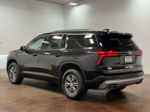 Used 2026 Chevrolet Traverse LT AWD/4WD image 5