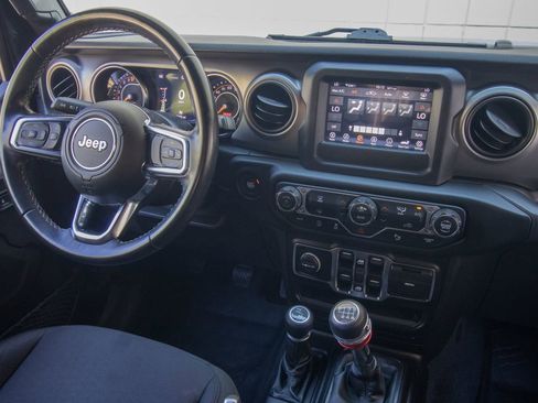 Used 2020 Jeep Gladiator Sport w/ Quick Order Package 23S AWD/4WD image 22