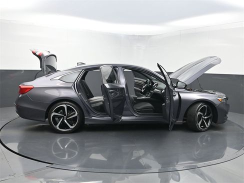 Used 2020 Honda Accord Sport image 32