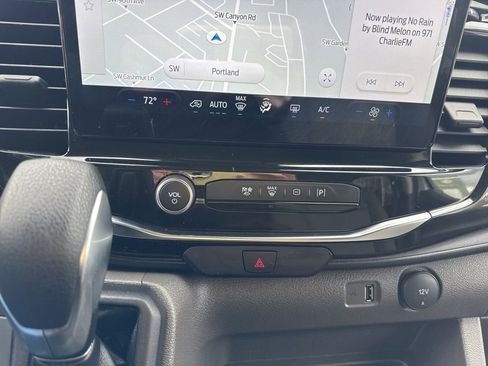 Used 2024 Ford Transit 350 XLT image 21