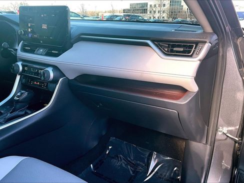 Used 2024 Toyota RAV4 Limited image 15