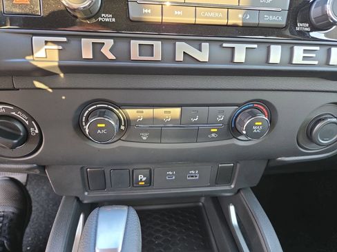 New 2025 Nissan Frontier SV AWD/4WD image 24