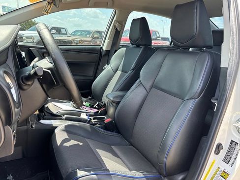 Used 2019 Toyota Corolla SE FWD image 6