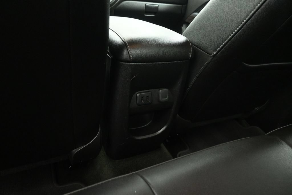 Used 2018 GMC Canyon SLT w/ Driver Alert Package AWD/4WD image 19