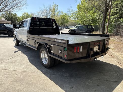 New 2026 RAM 5500 4x4 Crew Cab w/ Laramie Trim Package image 5