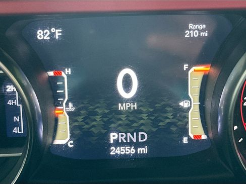 Used 2019 Jeep Wrangler Unlimited Rubicon AWD/4WD image 12