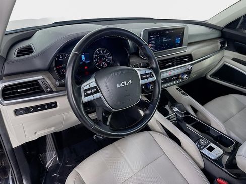Certified 2022 Kia Telluride EX w/ EX Premium Package image 9