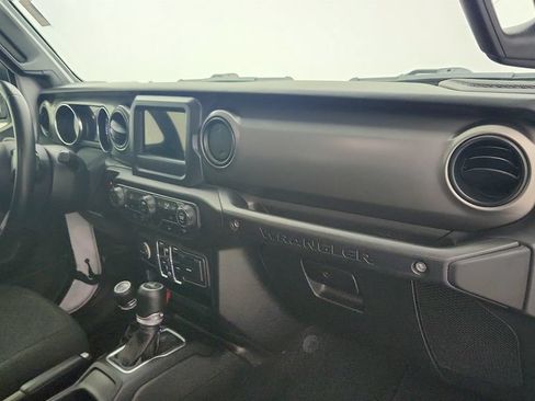 Used 2021 Jeep Wrangler Unlimited Sport AWD/4WD image 28