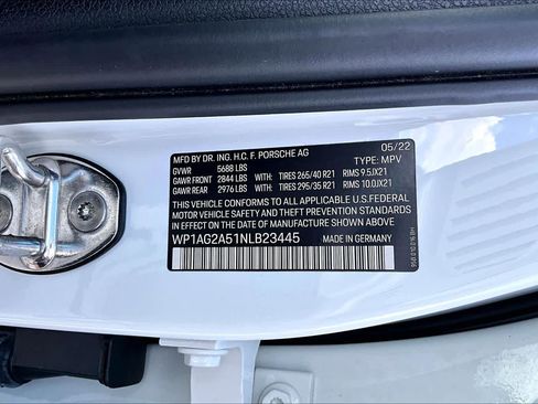 Used 2022 Porsche Macan S AWD/4WD image 37