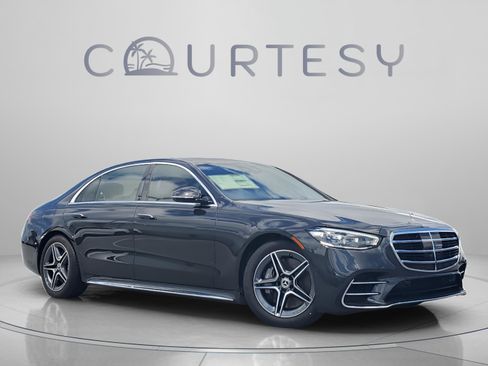 Certified 2026 Mercedes-Benz S 580 4MATIC Sedan image 5