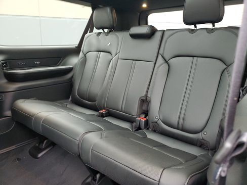 New 2026 Jeep Grand Wagoneer L Limited image 25