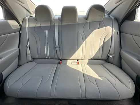 Certified 2024 Hyundai Elantra SEL FWD image 13