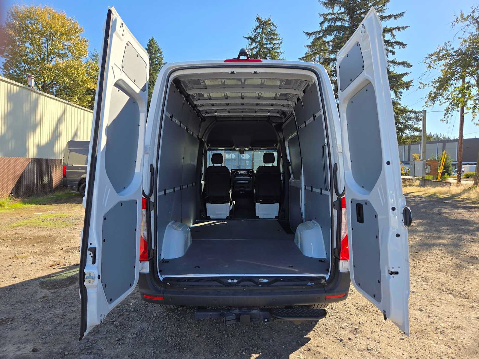 Used 2026 Mercedes-Benz Sprinter 2500 image 17
