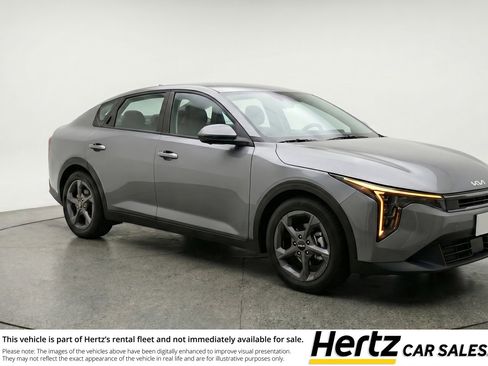 Used 2025 Kia K4 FWD image 1