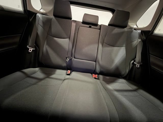 Used 2024 Toyota RAV4 LE FWD image 15
