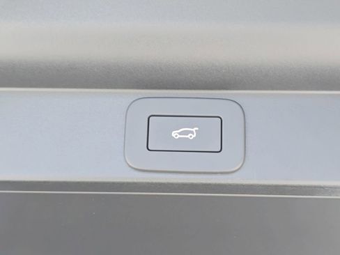 New 2026 Land Rover Range Rover SE AWD/4WD image 13