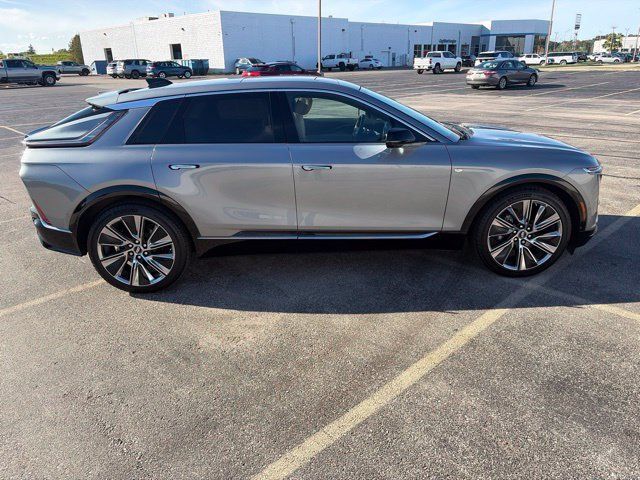 Used 2026 Cadillac Lyriq Signature Luxury w/ Nappa Leather Package AWD/4WD image 7
