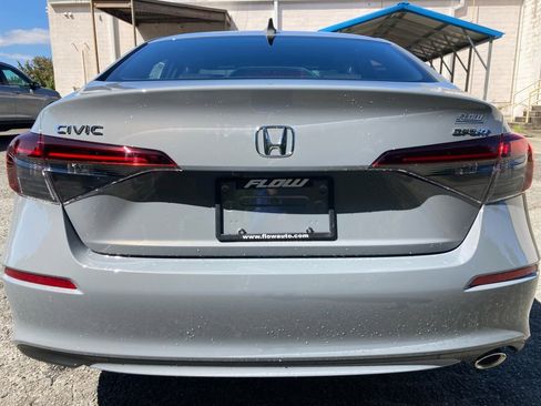 Certified 2025 Honda Civic Sport image 14