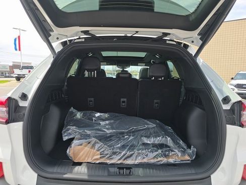 New 2025 Ford Escape ST-Line Select w/ Tech Pack #1 AWD/4WD image 7