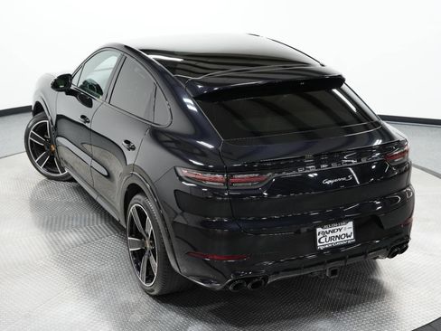 Used 2022 Porsche Cayenne S image 58