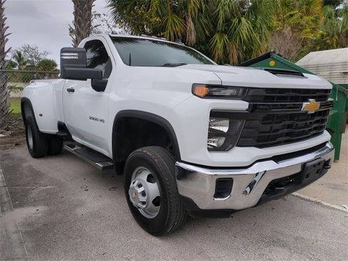 Certified 2024 Chevrolet Silverado 3500 W/T w/ WT Convenience Package image 2