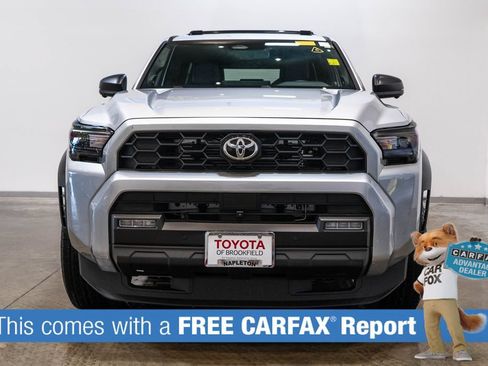 Certified 2025 Toyota 4Runner TRD Off-Road Premium AWD/4WD image 2