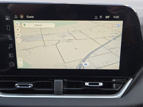 New 2026 Chevrolet Equinox LT w/ Convenience Package II image 11