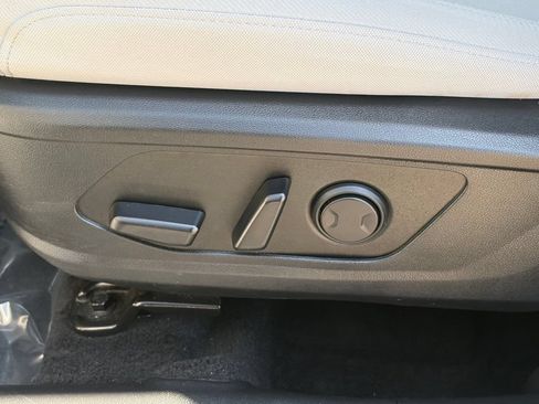 Used 2025 Hyundai Tucson SEL FWD image 24