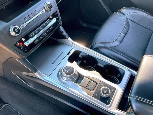 Used 2020 Ford Explorer ST image 15