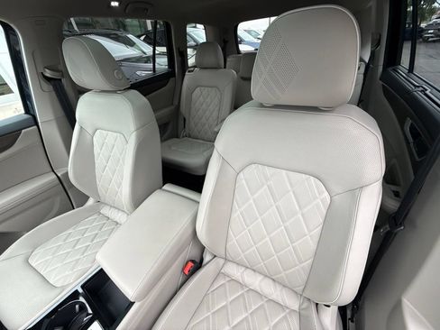 Used 2025 Volkswagen Atlas SEL Premium R-Line AWD/4WD image 14