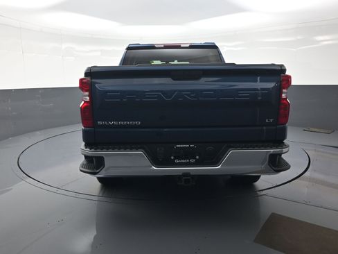 Used 2021 Chevrolet Silverado 1500 LT AWD/4WD image 4