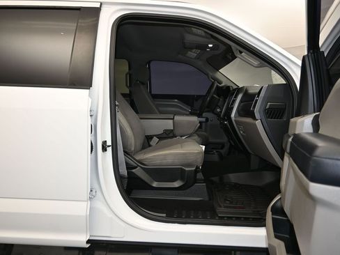 Used 2019 Ford F250 XLT AWD/4WD image 25