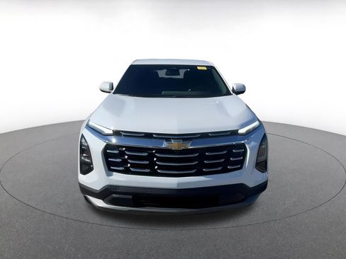 Used 2025 Chevrolet Equinox LT image 4