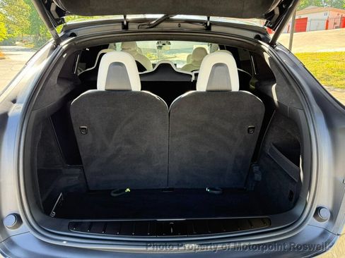 Used 2024 Tesla Model X AWD/4WD image 16