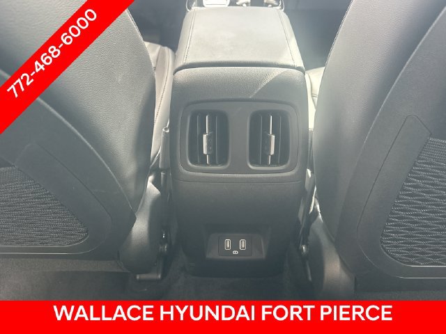 Used 2023 Hyundai Tucson Limited AWD/4WD image 15