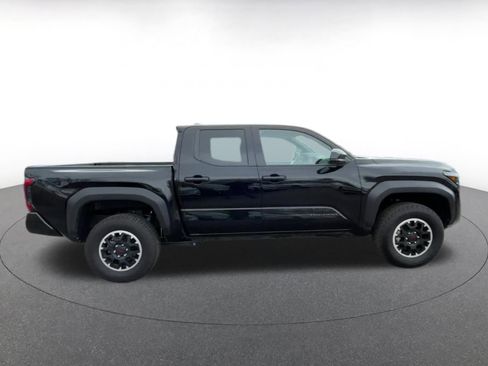 Used 2025 Toyota Tacoma TRD Off-Road AWD/4WD image 16