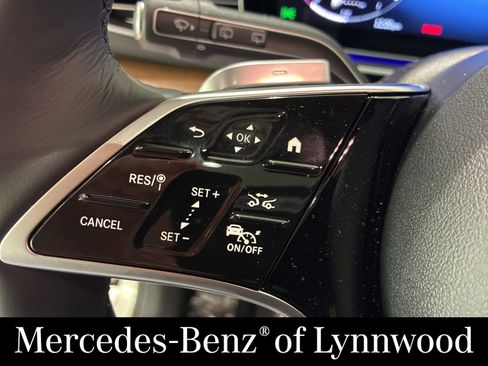 Used 2026 Mercedes-Benz GLE 580 4MATIC image 11
