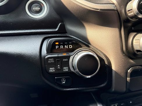 Used 2019 RAM 1500 Big Horn AWD/4WD image 29