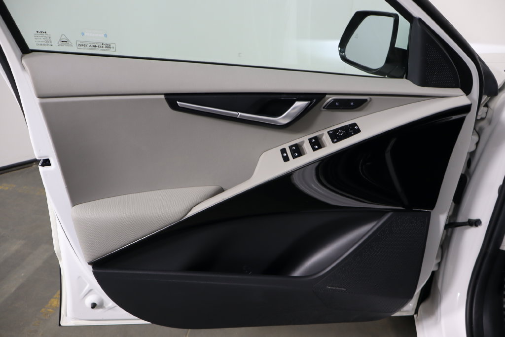 Used 2023 Kia Niro Wave w/ Wave Preserve Package FWD image 19