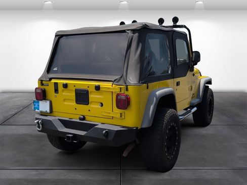 Used 2004 Jeep Wrangler X w/ Wheel Plus Group AWD/4WD image 7