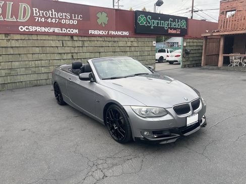 Used 2012 BMW 328i Convertible image 2