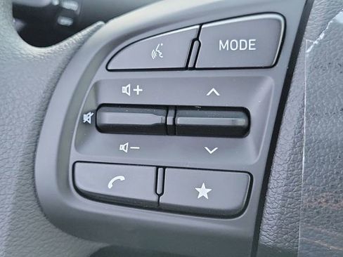 New 2026 Hyundai Venue SE image 8