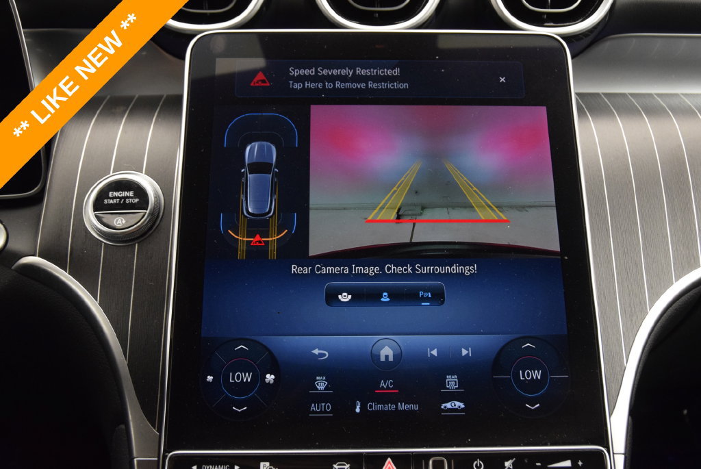 Used 2024 Mercedes-Benz GLC 300 4MATIC image 33